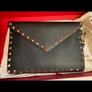 Valentino Garavani Rockstud calfskin pouch